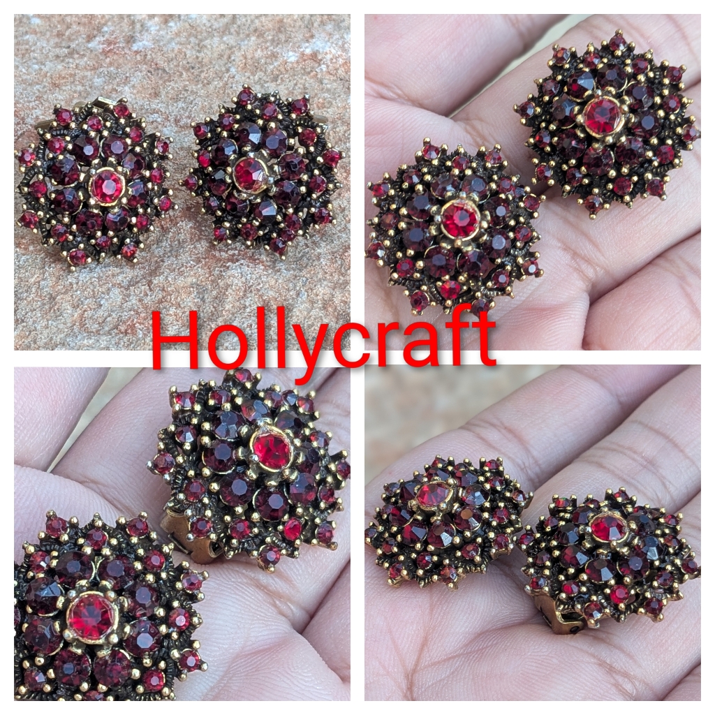 Hollycraft Round Clip On Gold Tone Vintage Earrings
